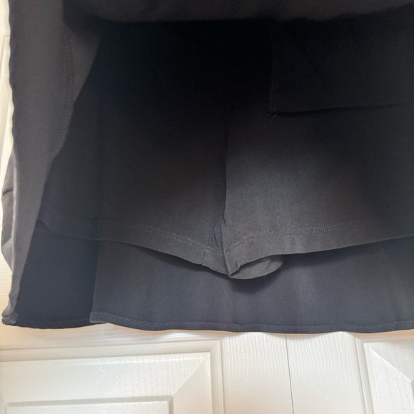 Golftini women black golf skort - Picture 4 of 7